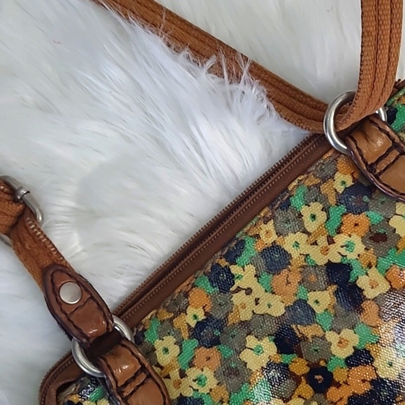 Fossil Key Per Crossbody Bag Purse Coated Canvas Floral Flower Adjustable Strap - Picture 14 of 17